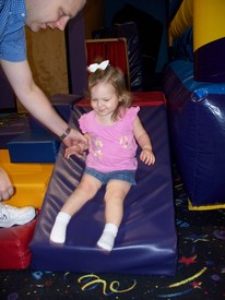 Sat 30 Apr 2011 09:36:27 AM

Gracie had fun at Andrew's party.