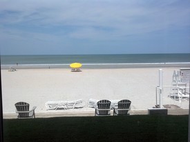 Mon 04 Jun 2012 03:33:36 PM

Picture out the back window of room 158 in the Georgia House -- the room we stayed in.