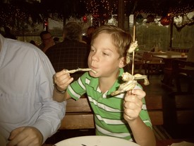 Thu 25 Jul 2013 08:20:19 PM

Andrew had grilled frog legs. Yum!